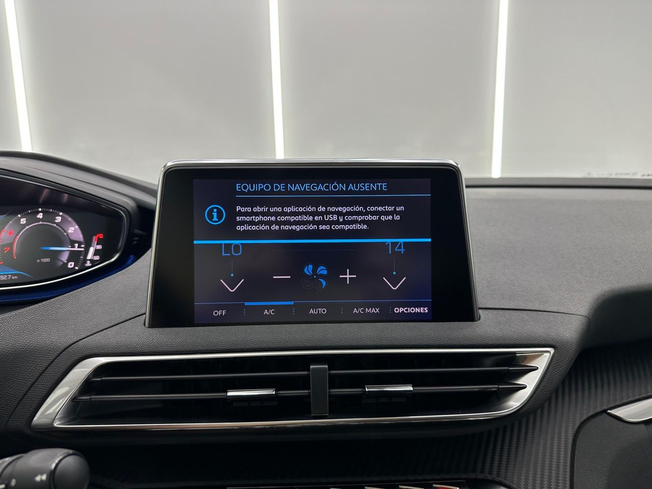 Peugeot 3008 1.2 PureTech 96KW S&S Active Pack EAT8 - Foto 2 