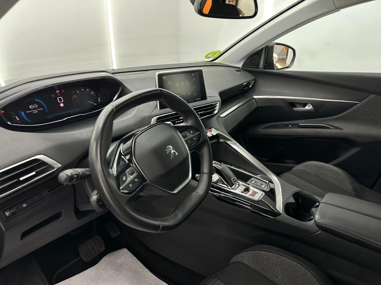 Peugeot 3008 1.2 PureTech 96KW S&S Active Pack EAT8 - Foto 2 
