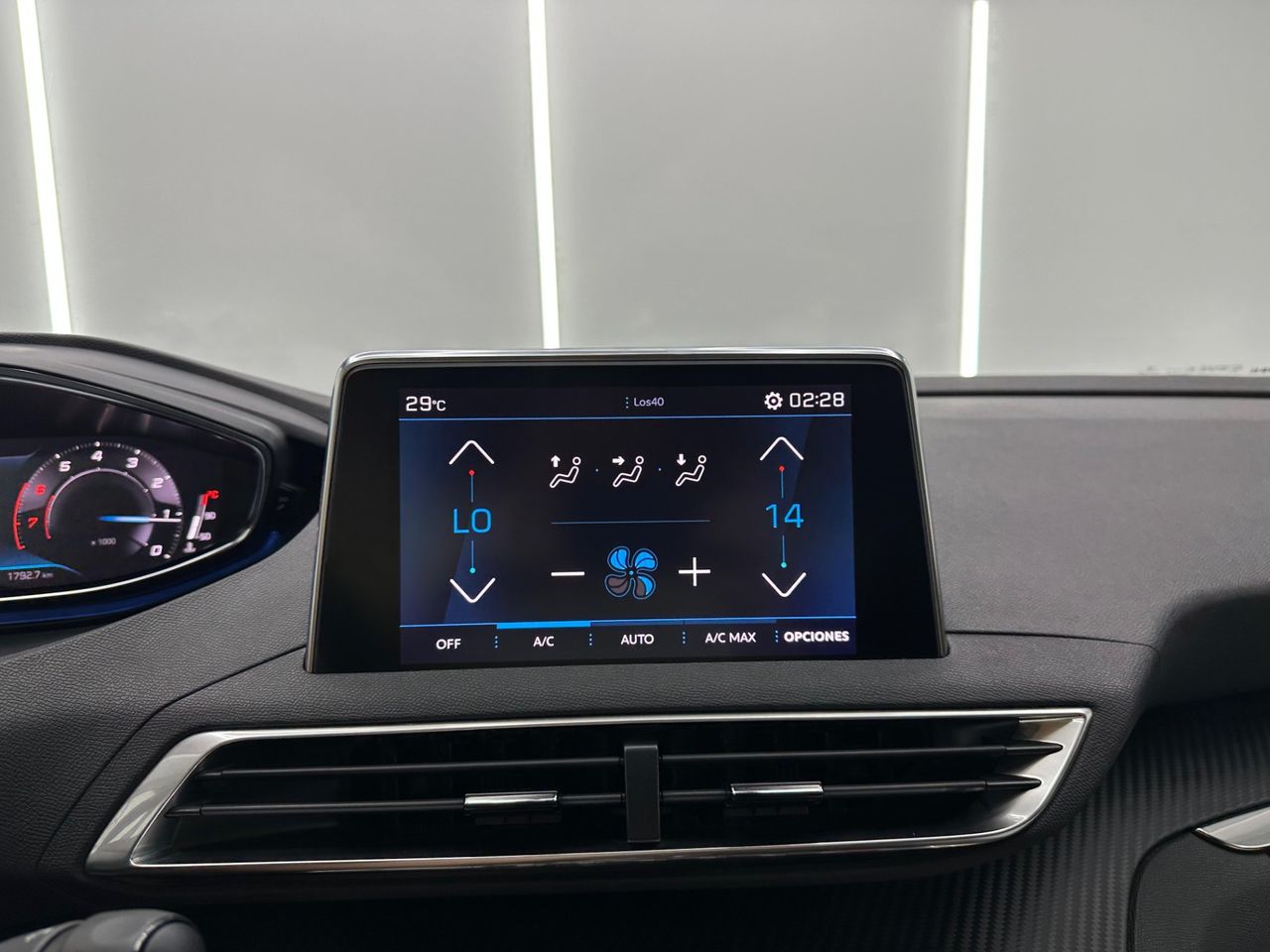 Peugeot 3008 1.2 PureTech 96KW S&S Active Pack EAT8 - Foto 2 