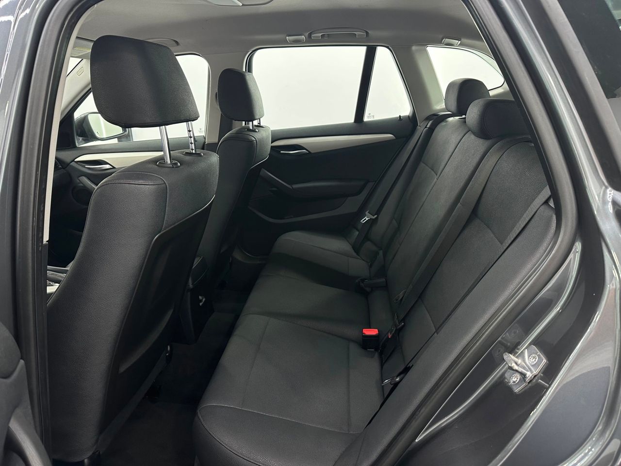 BMW X1 sDrive16d Essential Edition - Foto 2 