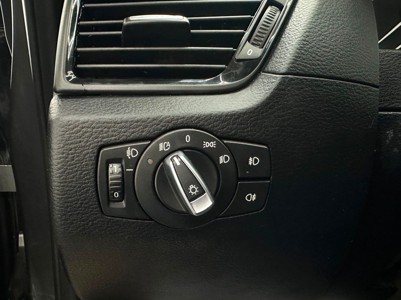 BMW X1 sDrive16d Essential Edition - Foto 2 