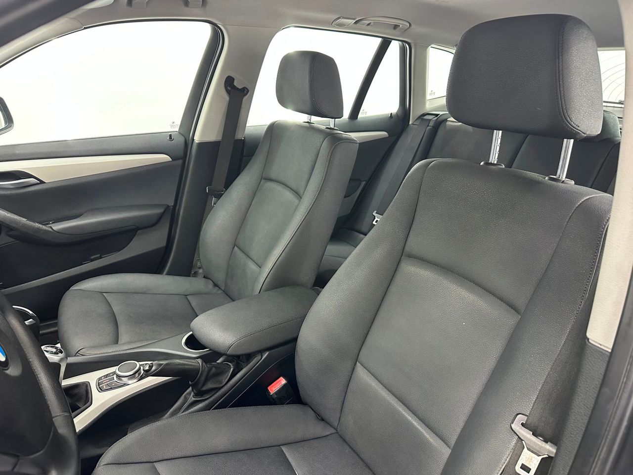 BMW X1 sDrive16d Essential Edition - Foto 2 
