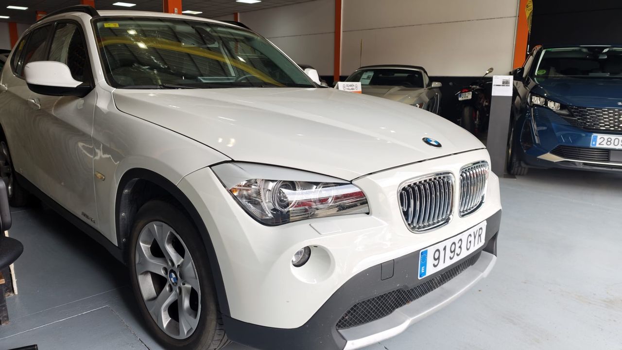 BMW X1 xDrive18d Auto - Foto 2 