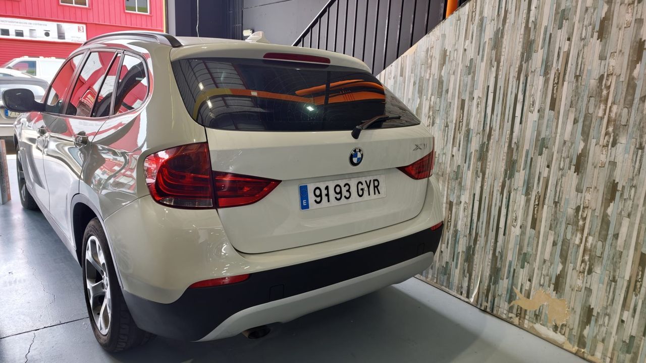 BMW X1 xDrive18d Auto - Foto 2 
