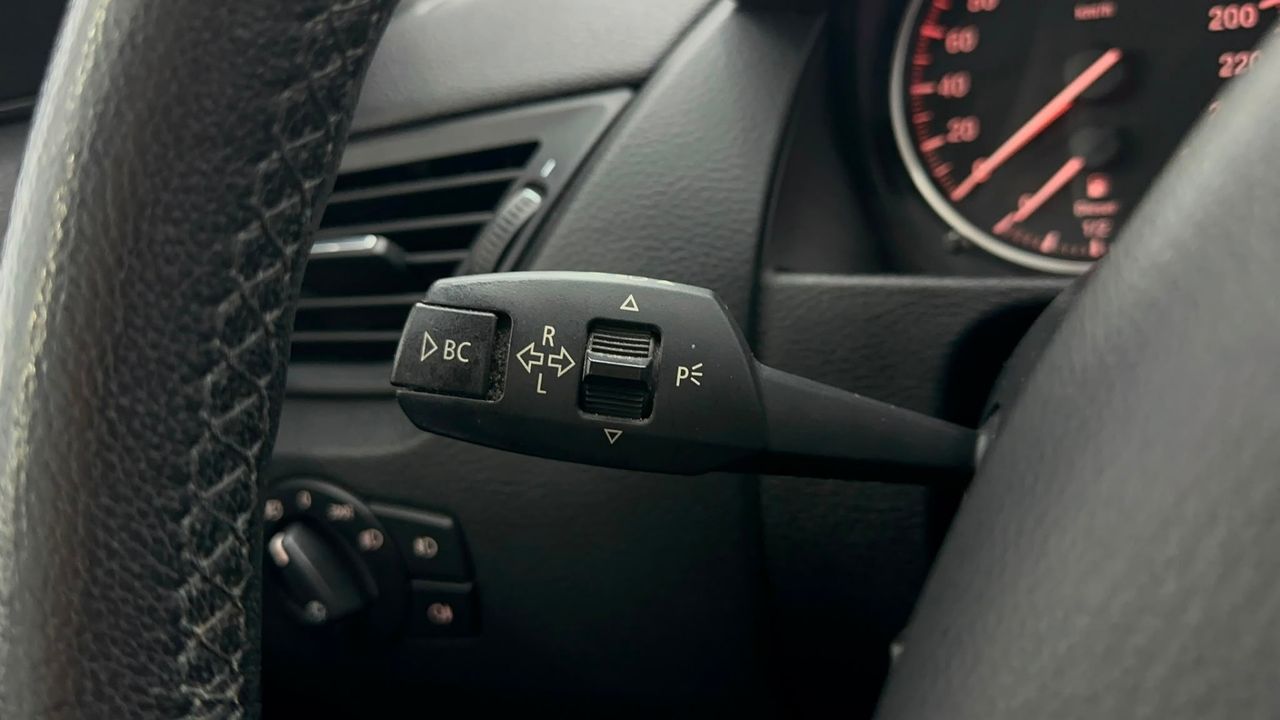 BMW X1 xDrive18d Auto - Foto 2 