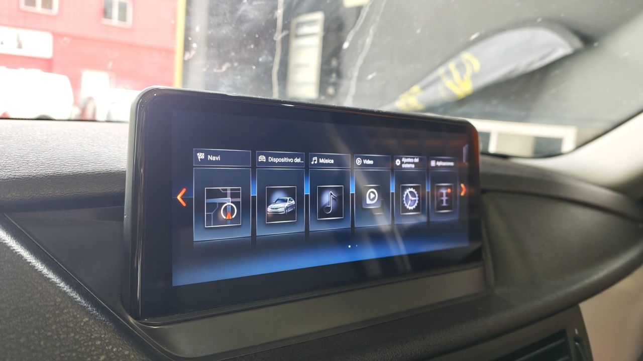 BMW X1 xDrive18d Auto - Foto 2 
