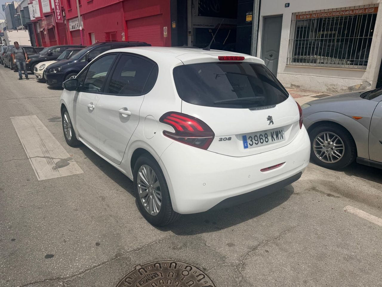 Peugeot 208 5P Signature BlueHDi 73KW (100CV) - Foto 2 