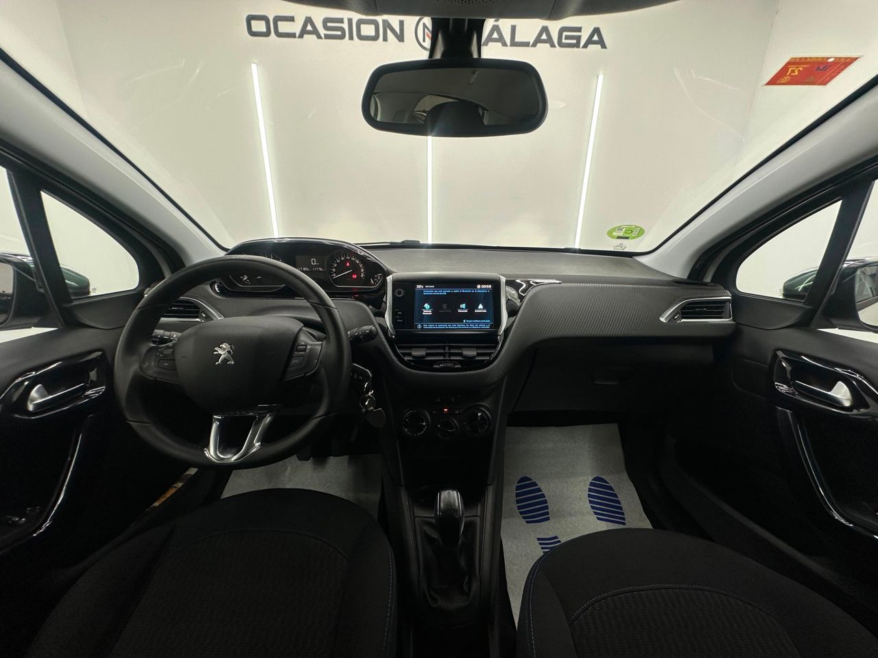 Peugeot 208 5P Signature BlueHDi 73KW (100CV) - Foto 2 