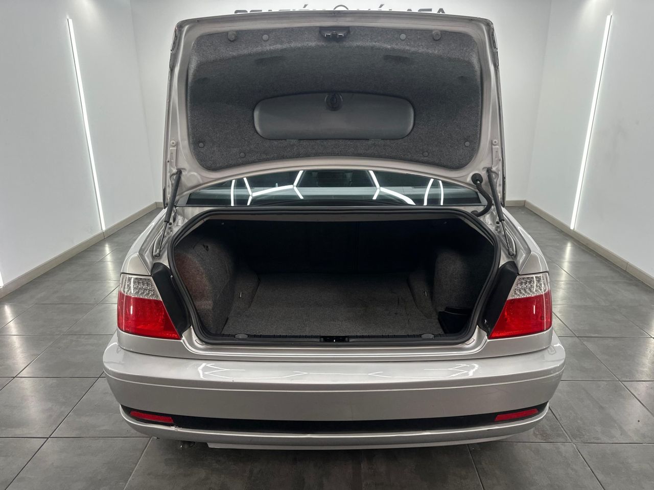 BMW Serie 3 330d 320CD AUTOMATIC 163Cv - Foto 2 