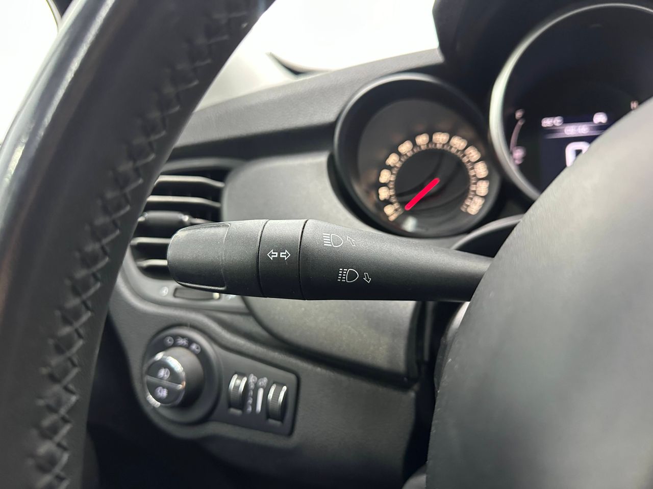 Fiat 500X City cross 1.6 Mjet 88KW (120 cv) S&S - Foto 2 