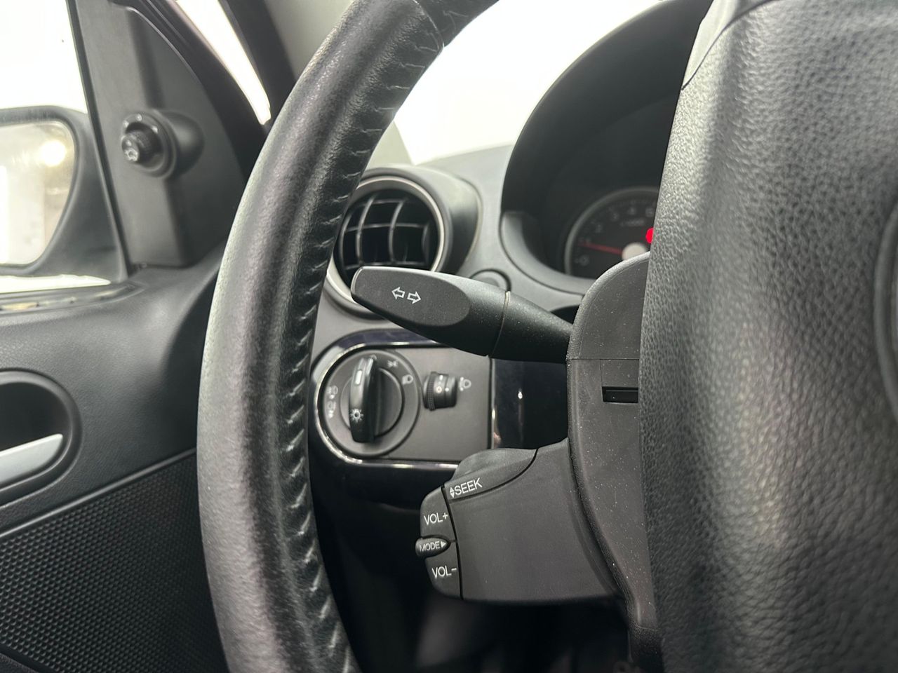 Ford Fiesta 2.0 ST Coupé - Foto 2 