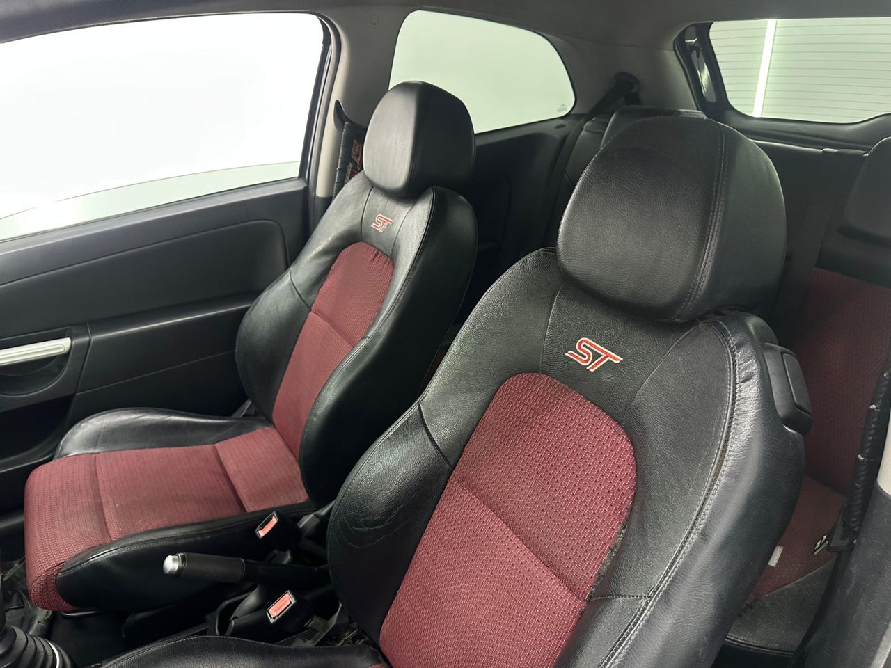 Ford Fiesta 2.0 ST Coupé - Foto 2 