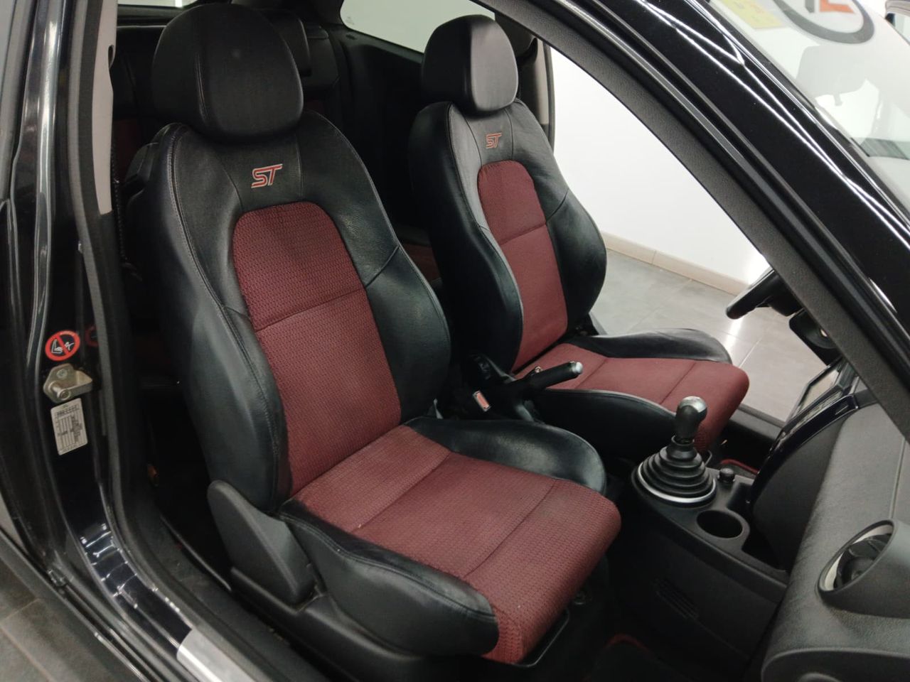 Ford Fiesta 2.0 ST Coupé - Foto 2 