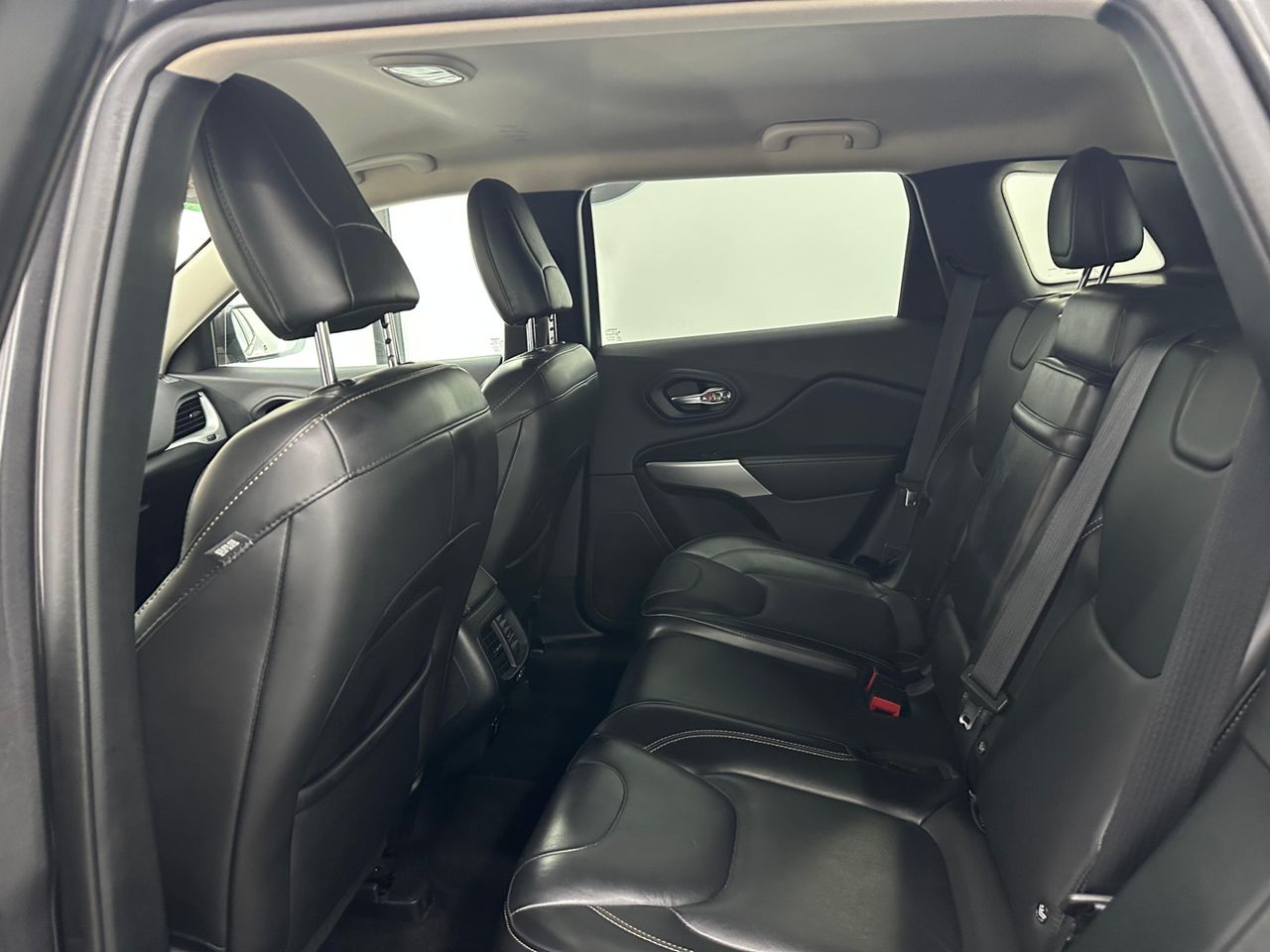 Jeep Cherokee 2.2CRD 136kW Night Eagle III Aut 4x4 AD1 - Foto 2 