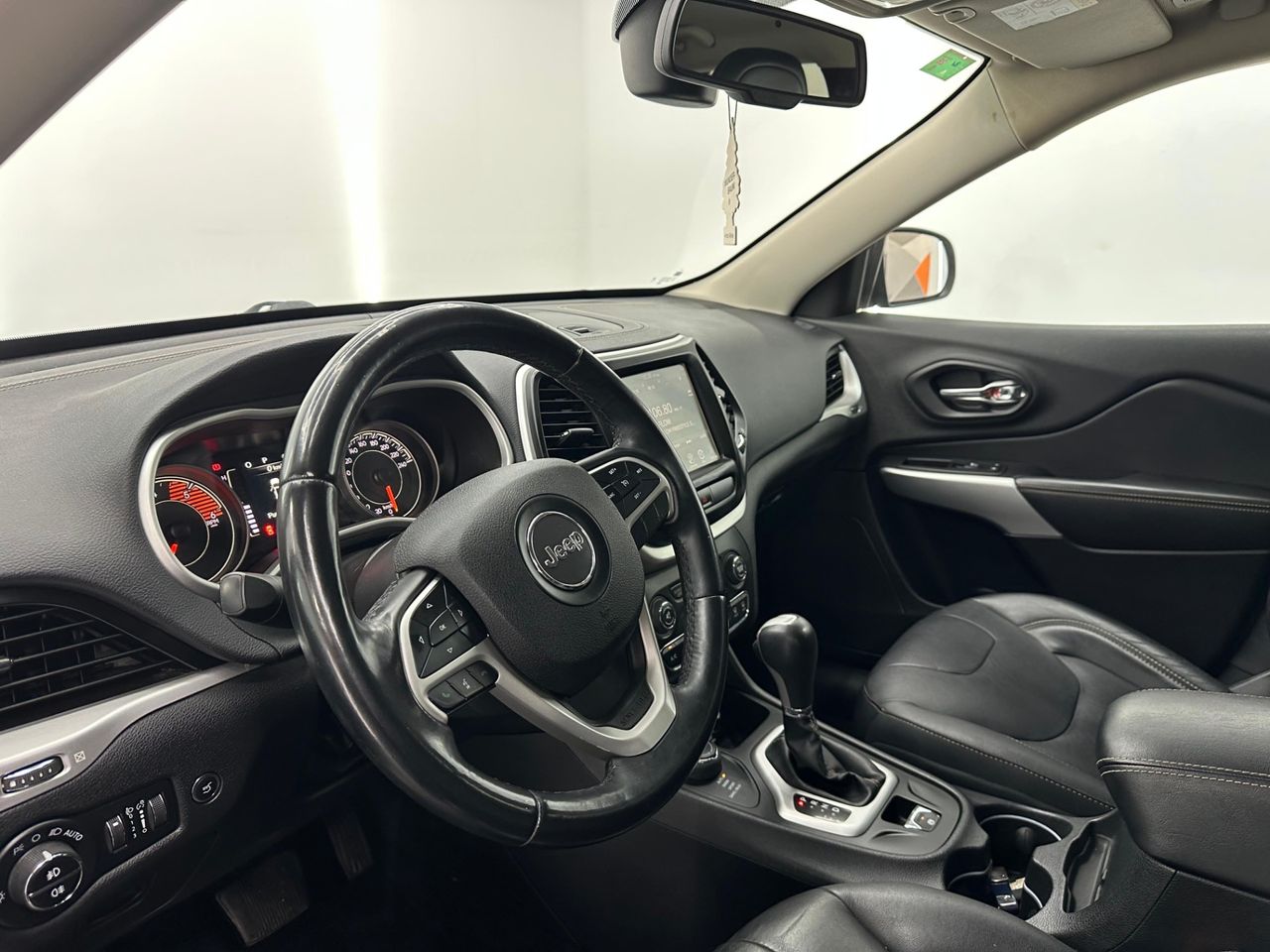 Jeep Cherokee 2.2CRD 136kW Night Eagle III Aut 4x4 AD1 - Foto 2 