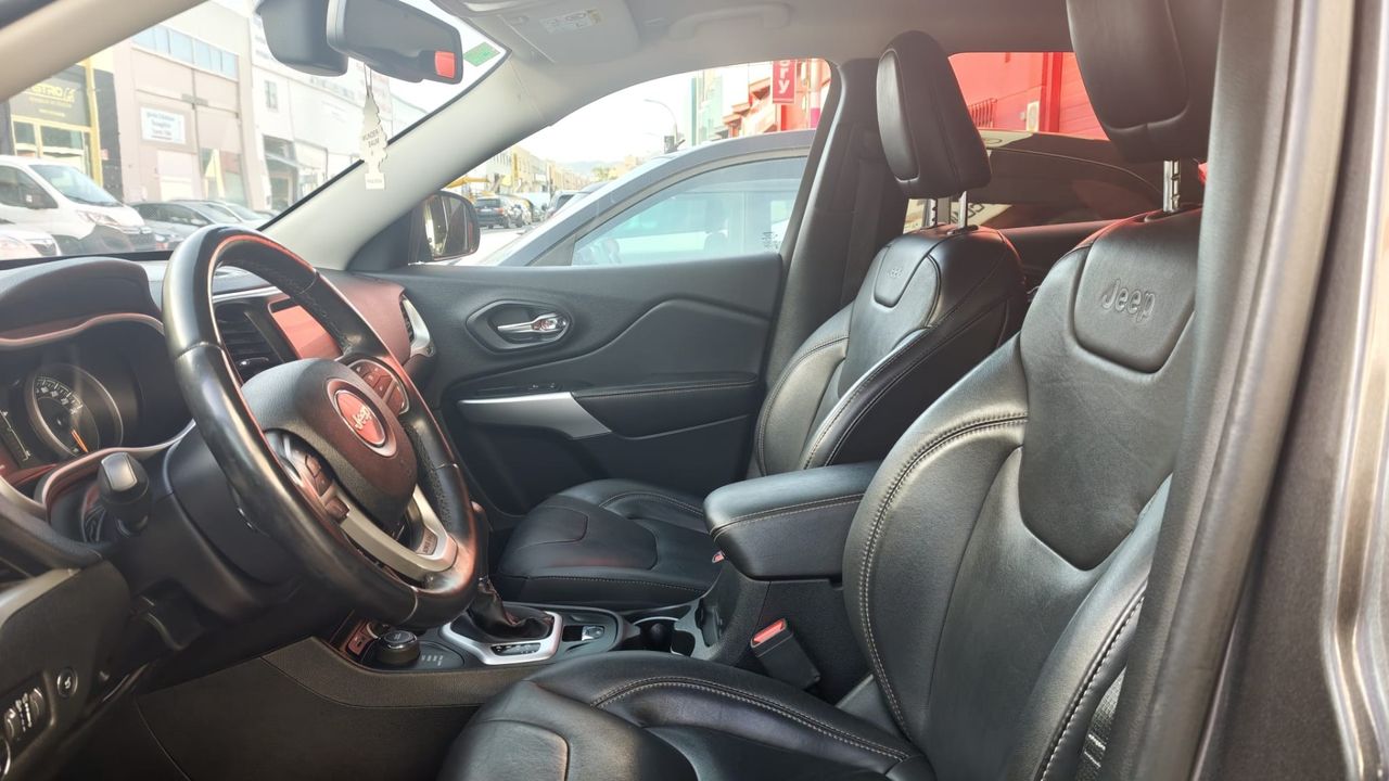 Jeep Cherokee 2.2CRD 136kW Night Eagle III Aut 4x4 AD1 - Foto 2 