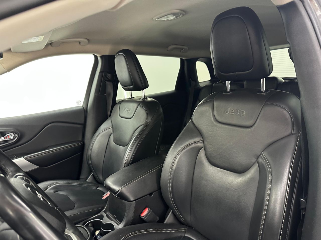 Jeep Cherokee 2.2CRD 136kW Night Eagle III Aut 4x4 AD1 - Foto 2 