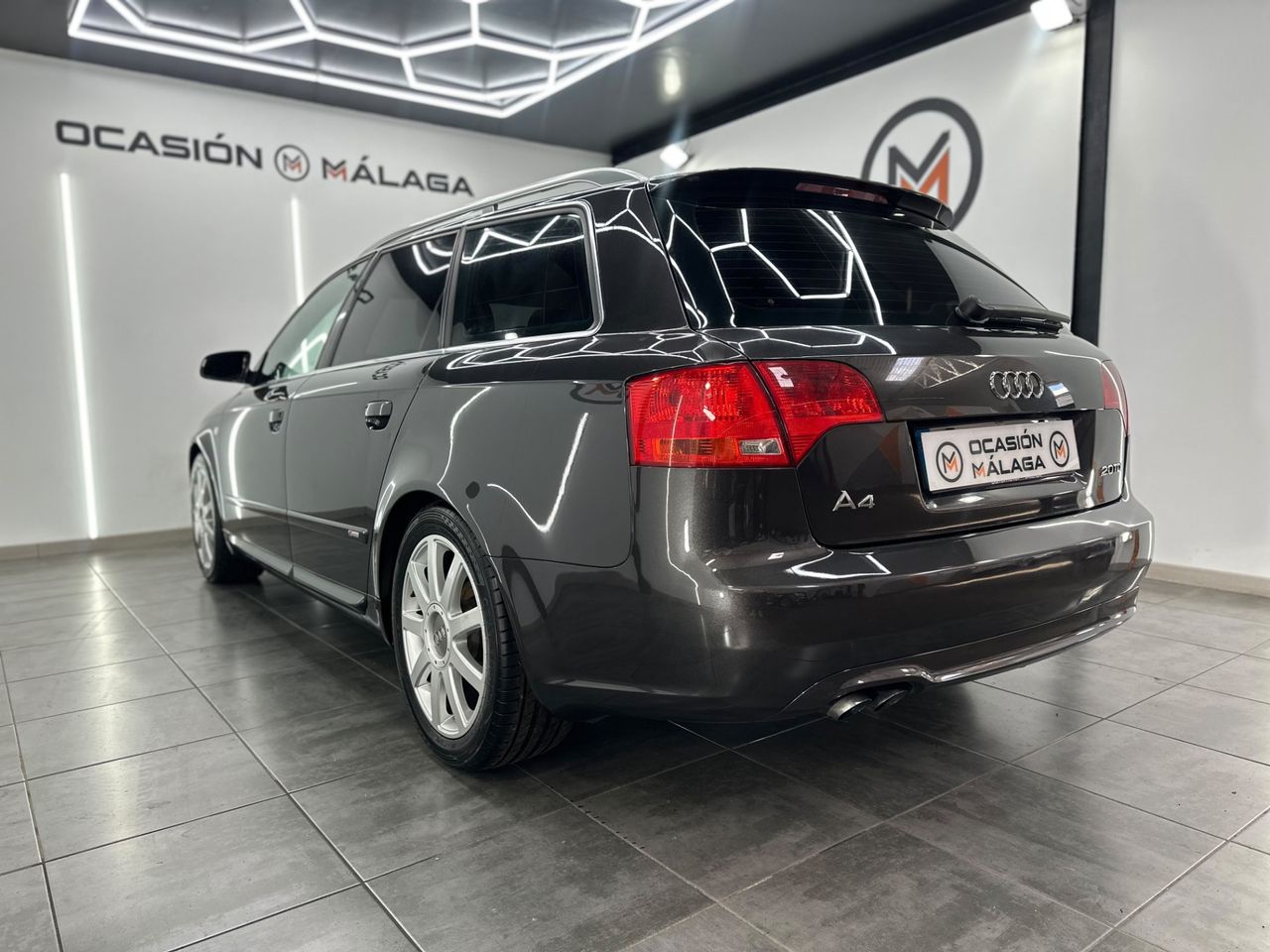 Audi A4 Avant 2.0 TDI 140cv DPF - Foto 2 