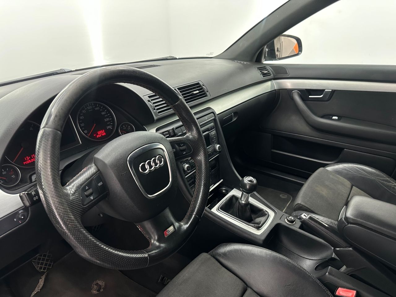 Audi A4 Avant 2.0 TDI 140cv DPF - Foto 2 