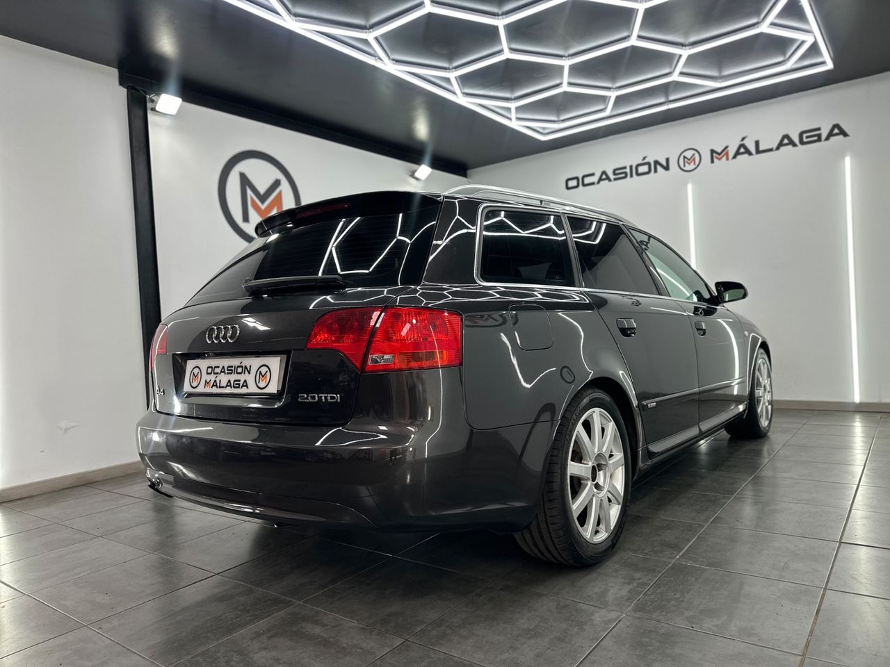 Audi A4 Avant 2.0 TDI 140cv DPF - Foto 2 