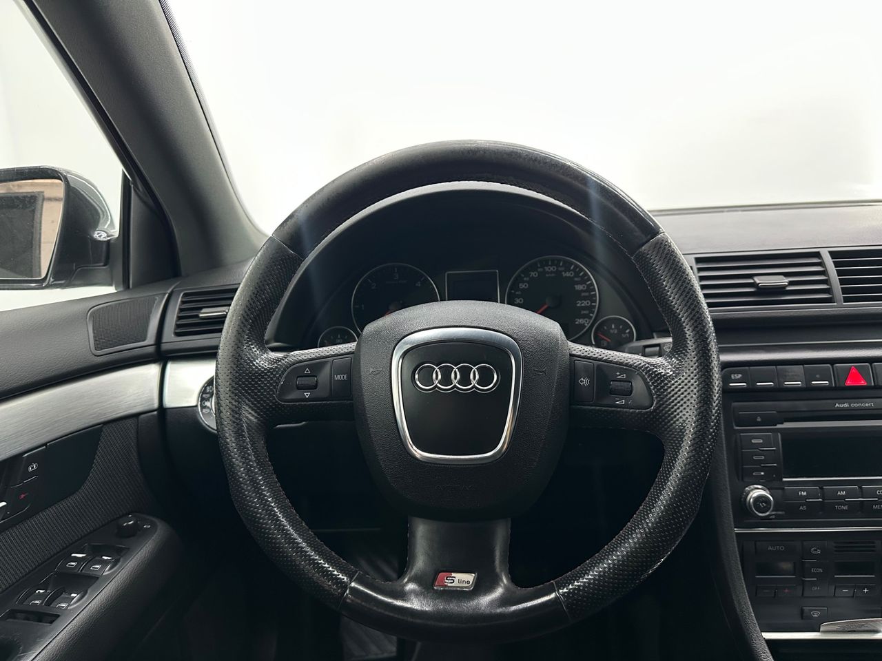 Audi A4 Avant 2.0 TDI 140cv DPF - Foto 2 