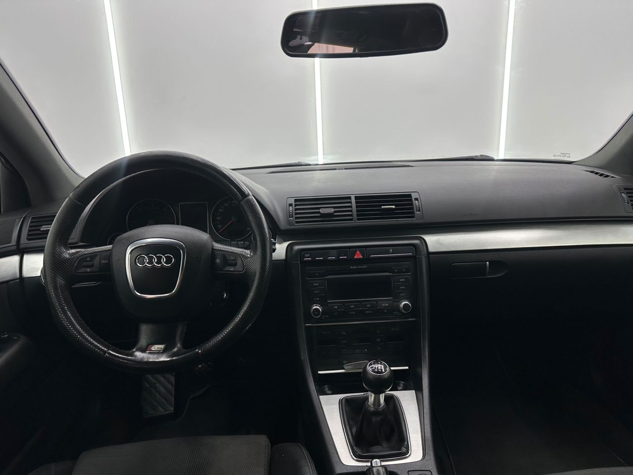 Audi A4 Avant 2.0 TDI 140cv DPF - Foto 2 