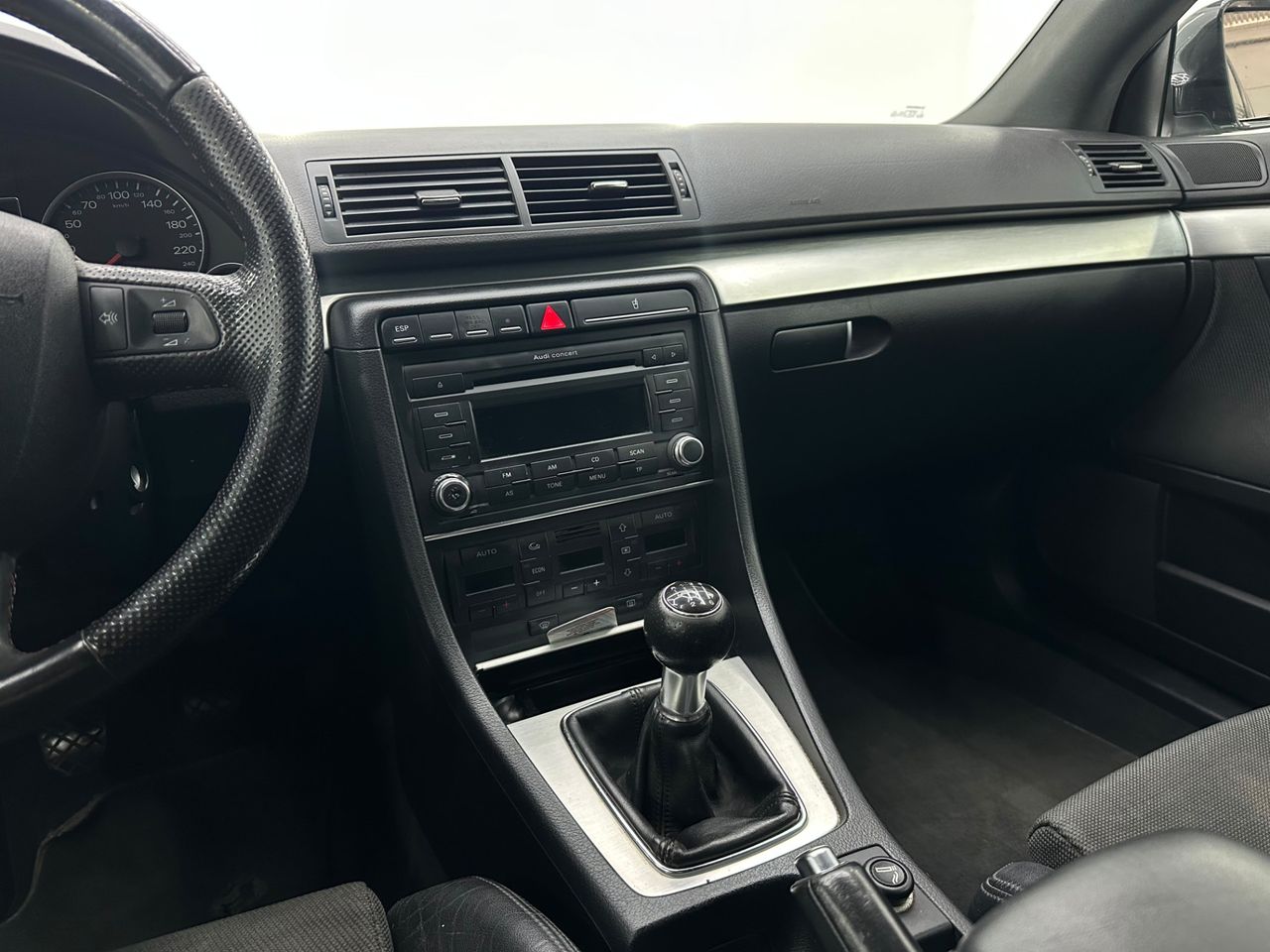 Audi A4 Avant 2.0 TDI 140cv DPF - Foto 2 
