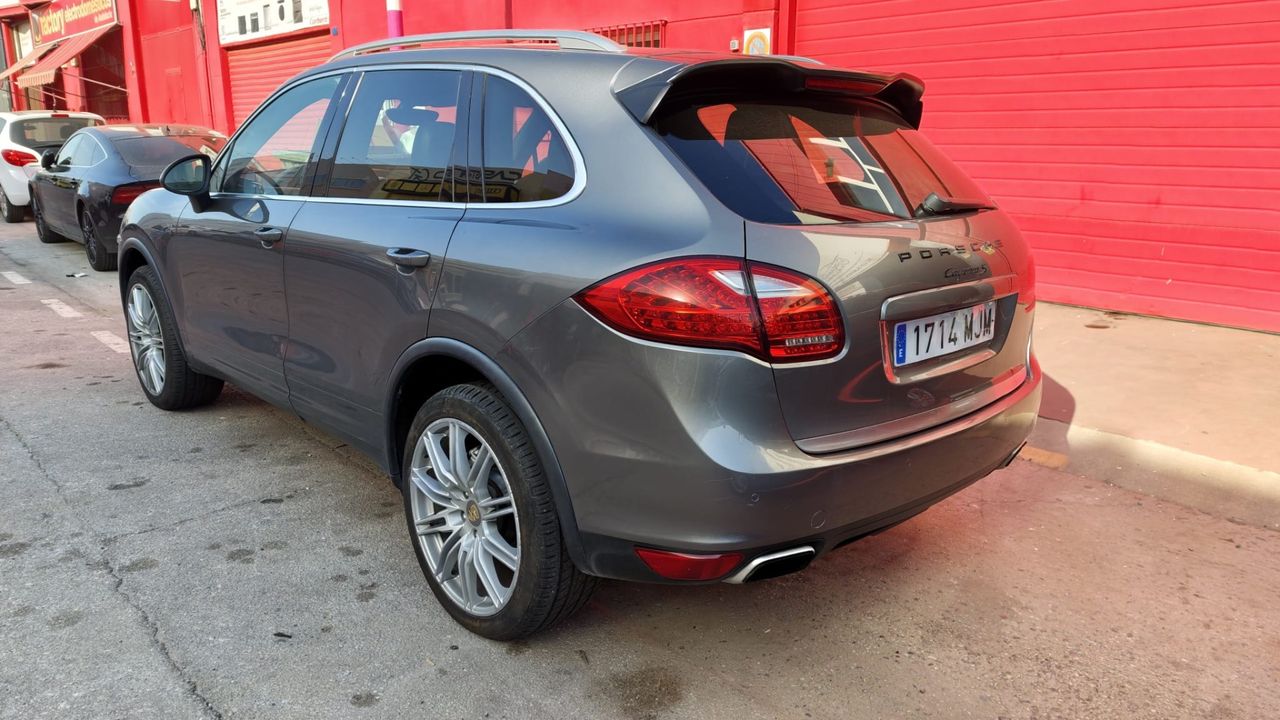 Porsche Cayenne 4.8 S Tiptronic - Foto 2 