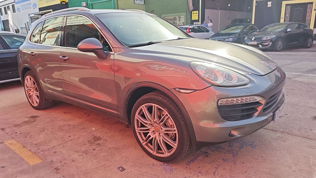Porsche Cayenne 4.8 S Tiptronic - Foto 2 