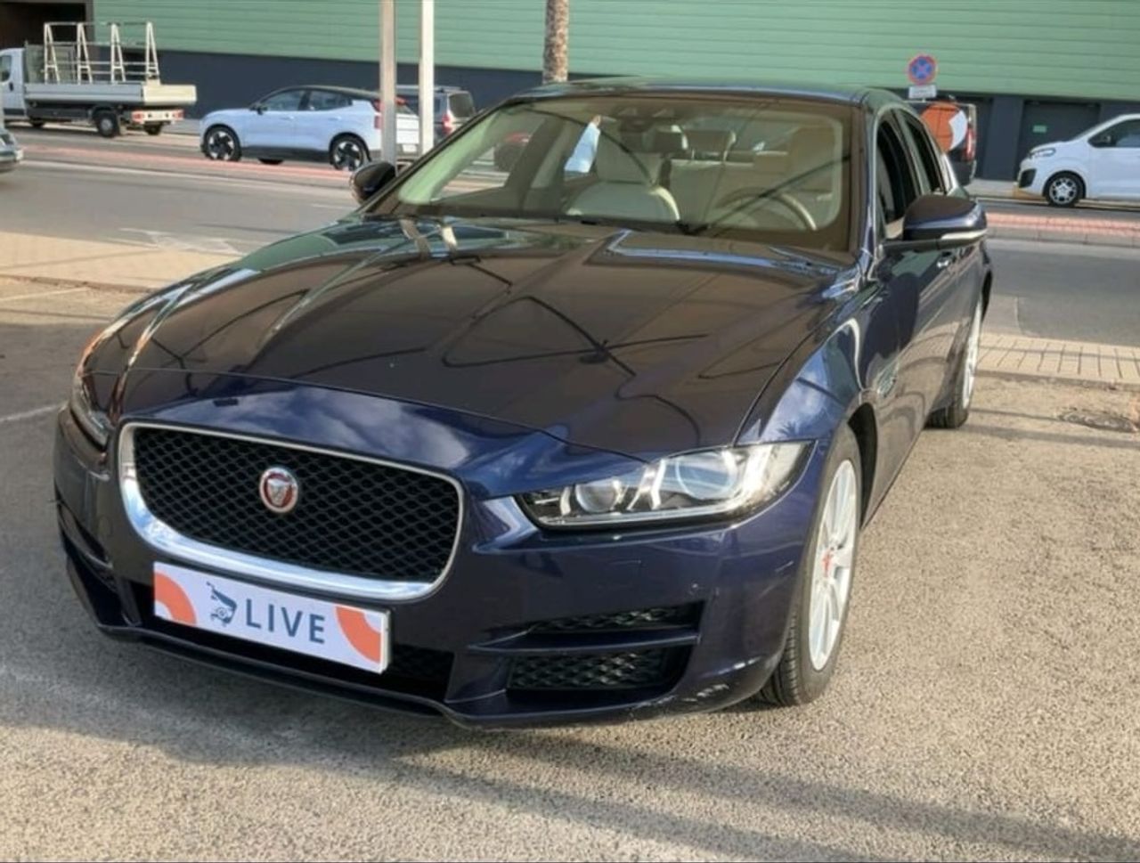 Jaguar XE 2.0 AJ200D Diesel RWD 180cv Portfolio - Foto 2 