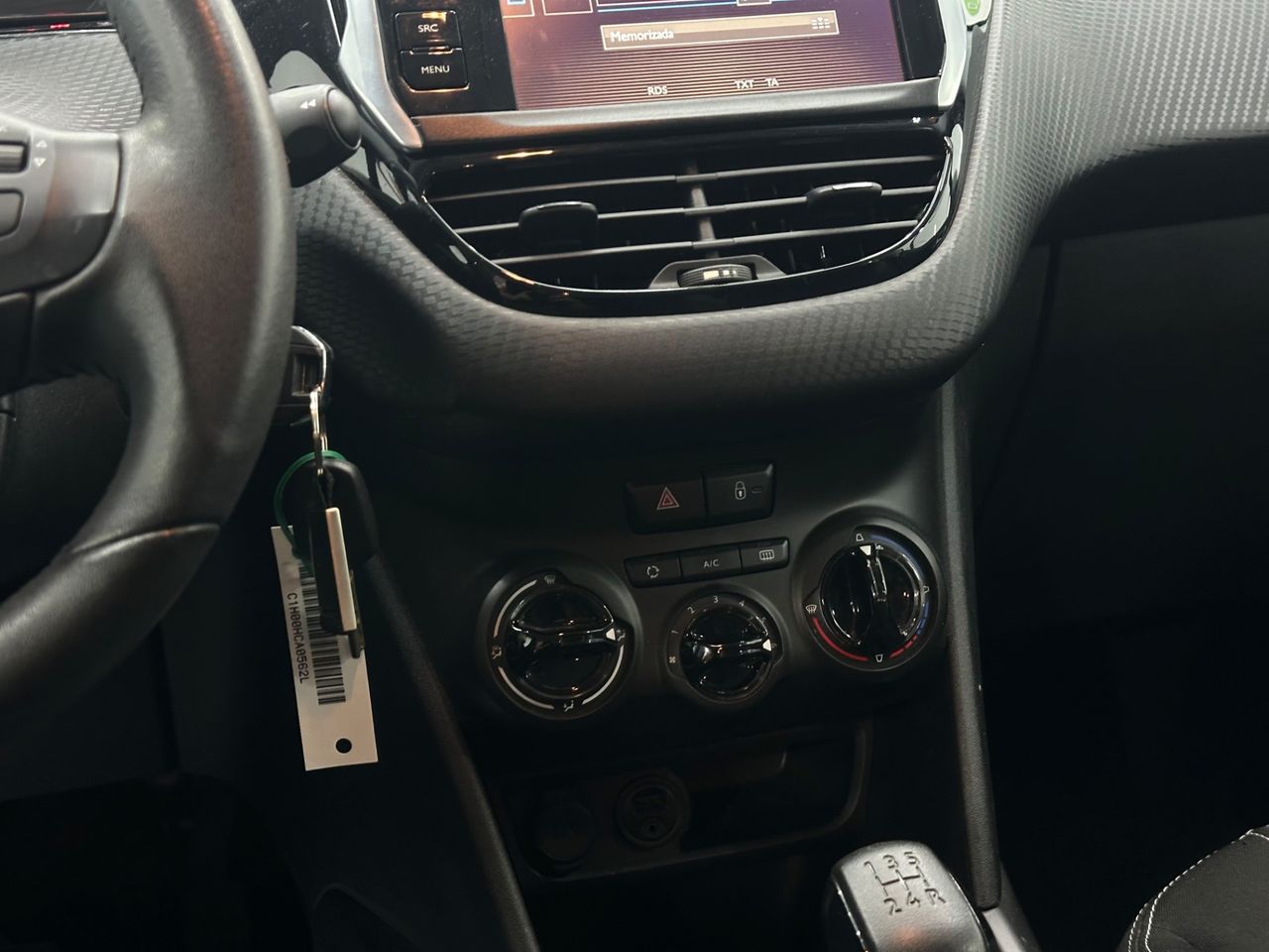 Peugeot 2008 Style 1.2L PureTech 81KW (110CV) S&S ÚNICO PROPIETARIO - Foto 2 