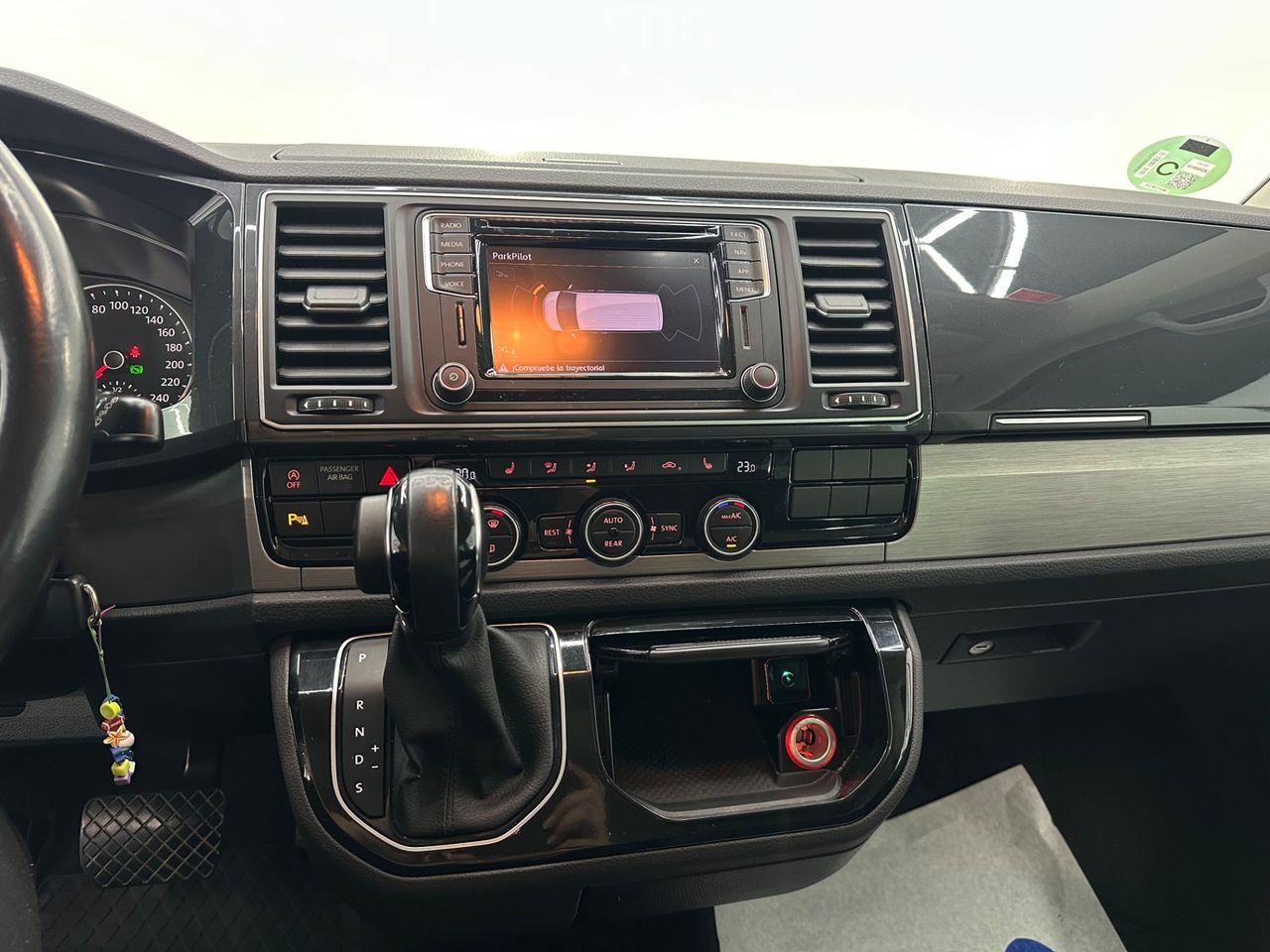 Volkswagen Multivan Premium Corto 2.0 TDI 150kW BMT DSG - Foto 2 