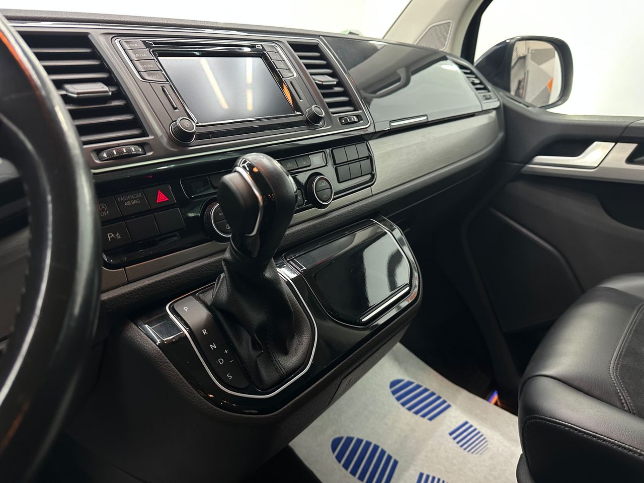 Volkswagen Multivan Premium Corto 2.0 TDI 150kW BMT DSG - Foto 2 