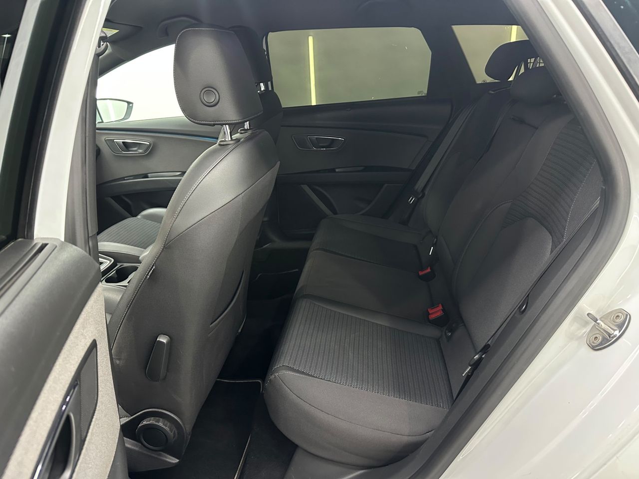 Seat Leon ST 2.0 TDI 110kW St&Sp Style Plus Nacional - UNICO PROPIETARIO - Foto 2 