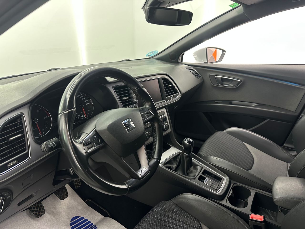 Seat Leon ST 2.0 TDI 110kW St&Sp Style Plus Nacional - UNICO PROPIETARIO - Foto 2 