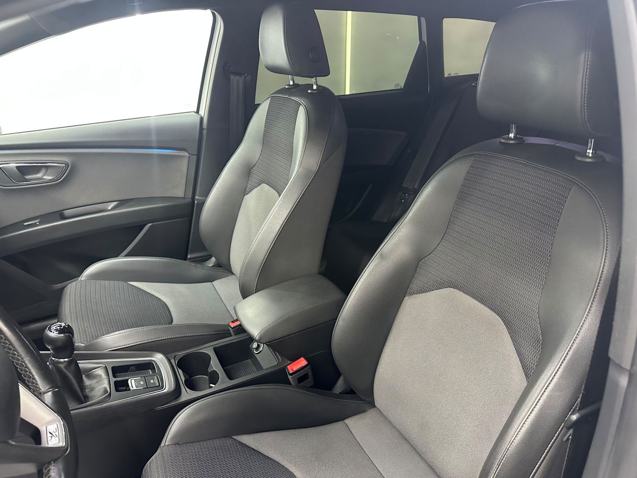 Seat Leon ST 2.0 TDI 110kW St&Sp Style Plus Nacional - UNICO PROPIETARIO - Foto 2 