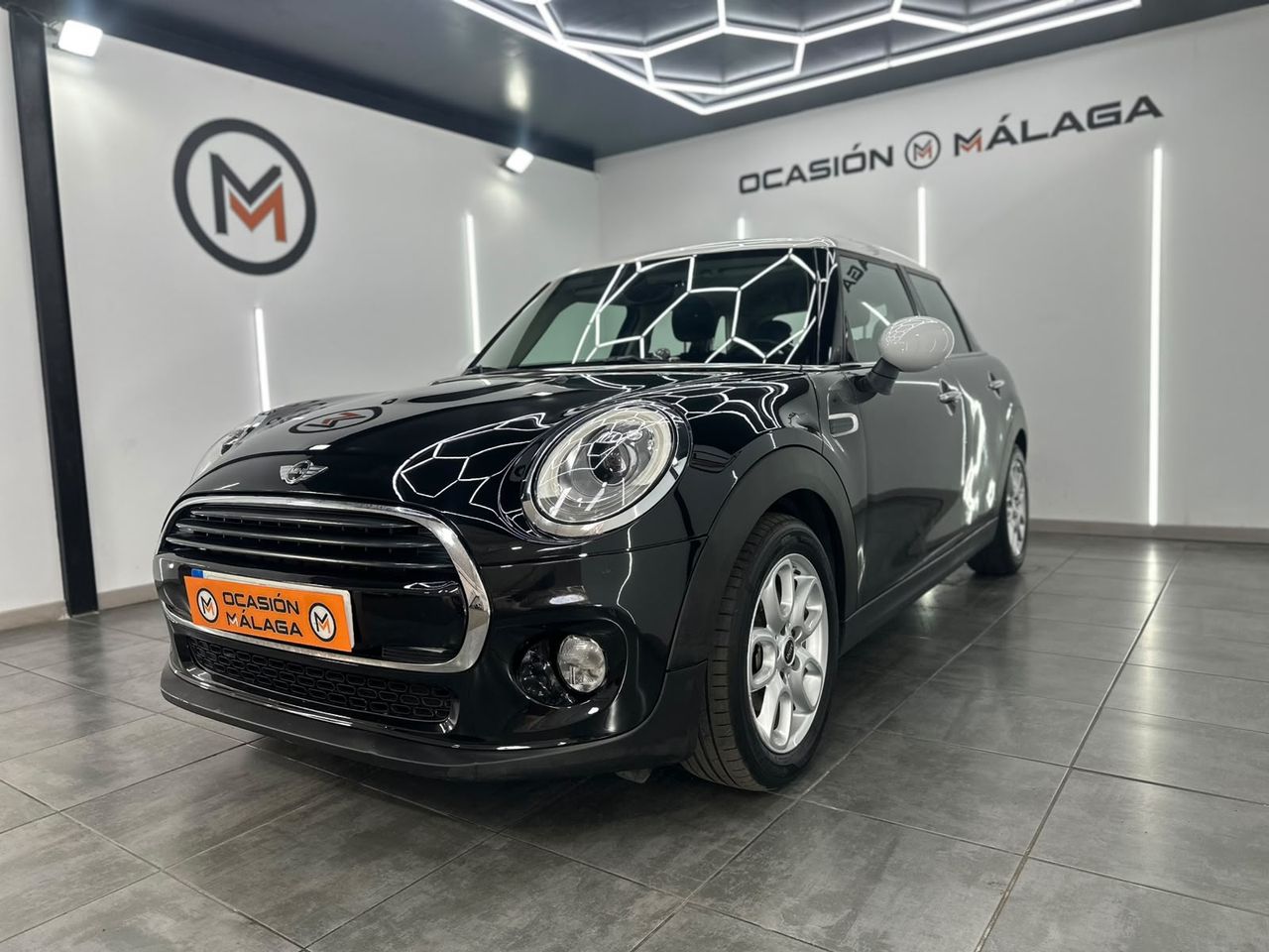 MINI MINI COOPER D 5 PUERTAS - Foto 2 