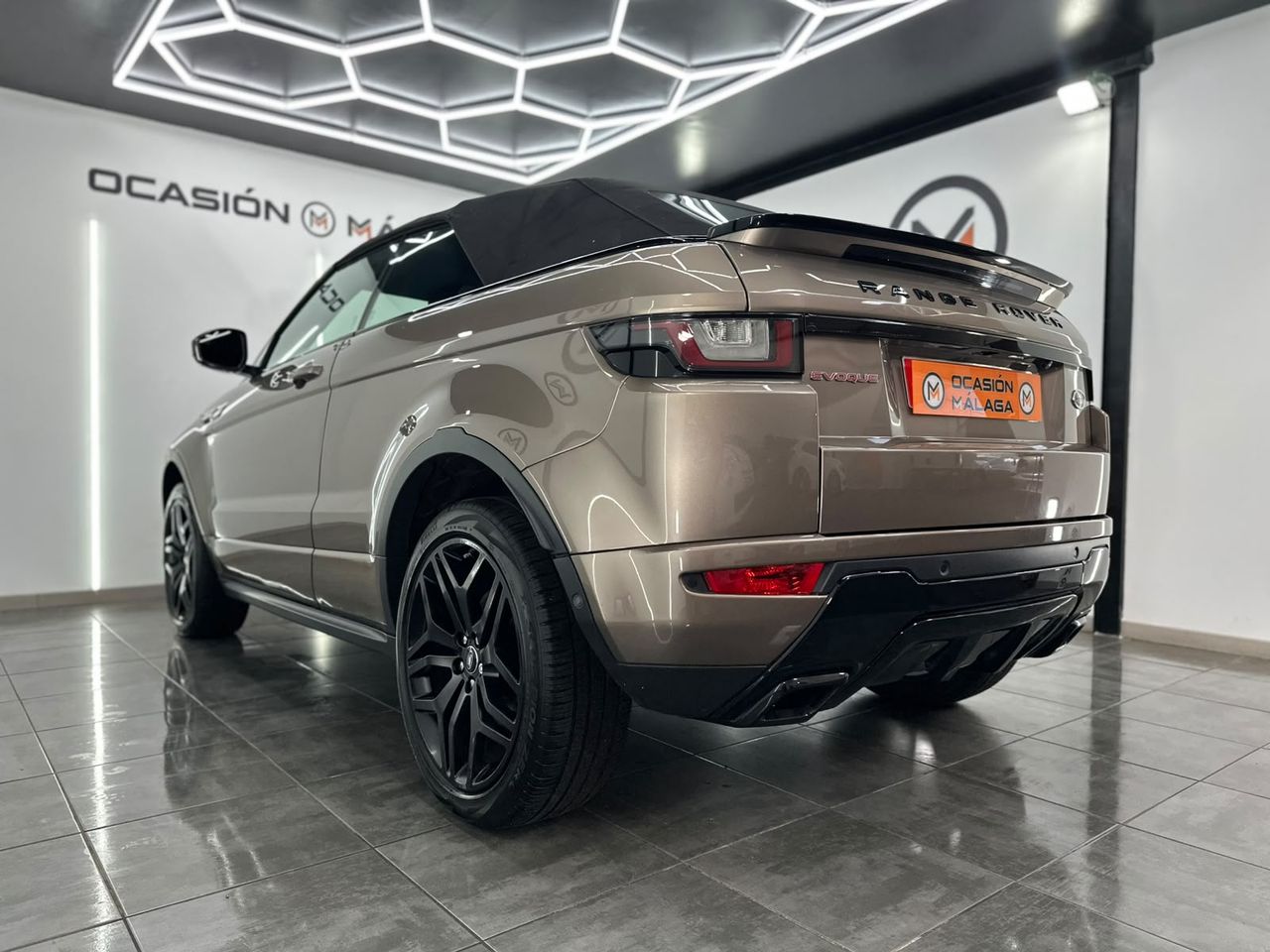 Land-Rover Range Rover Evoque 2.0L TD4 Diesel 110kW 4x4 HSE Dynamic - Foto 2 