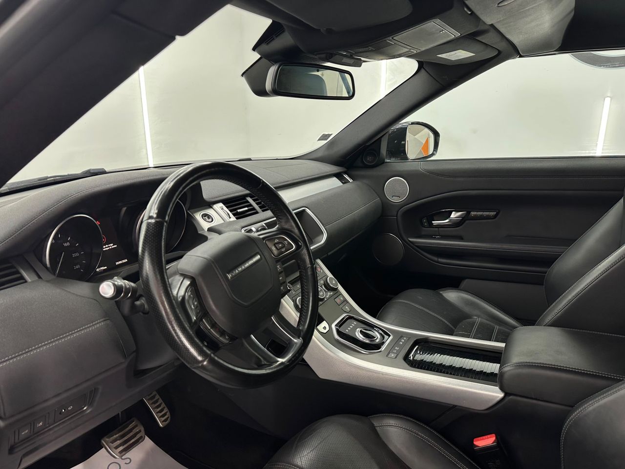 Land-Rover Range Rover Evoque 2.0L TD4 Diesel 110kW 4x4 HSE Dynamic - Foto 2 