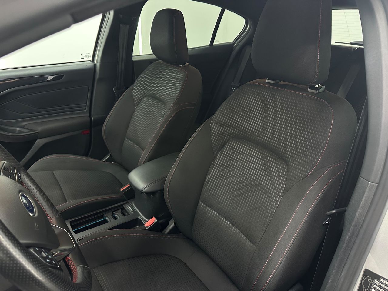 Ford Focus 1.0 Ecoboost MHEV 114kW ST-Line X Auto - Foto 2 