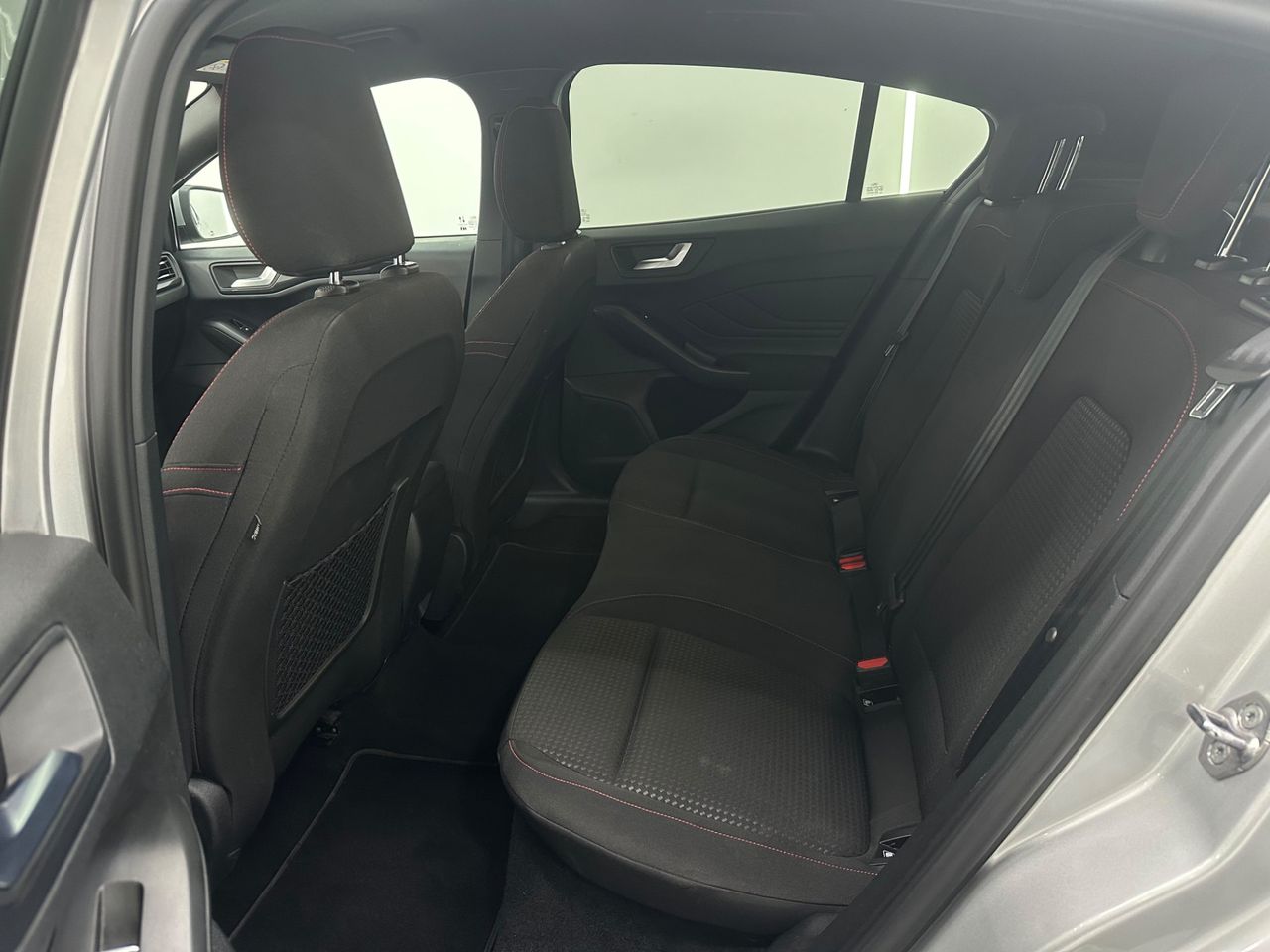 Ford Focus 1.0 Ecoboost MHEV 114kW ST-Line X Auto - Foto 2 