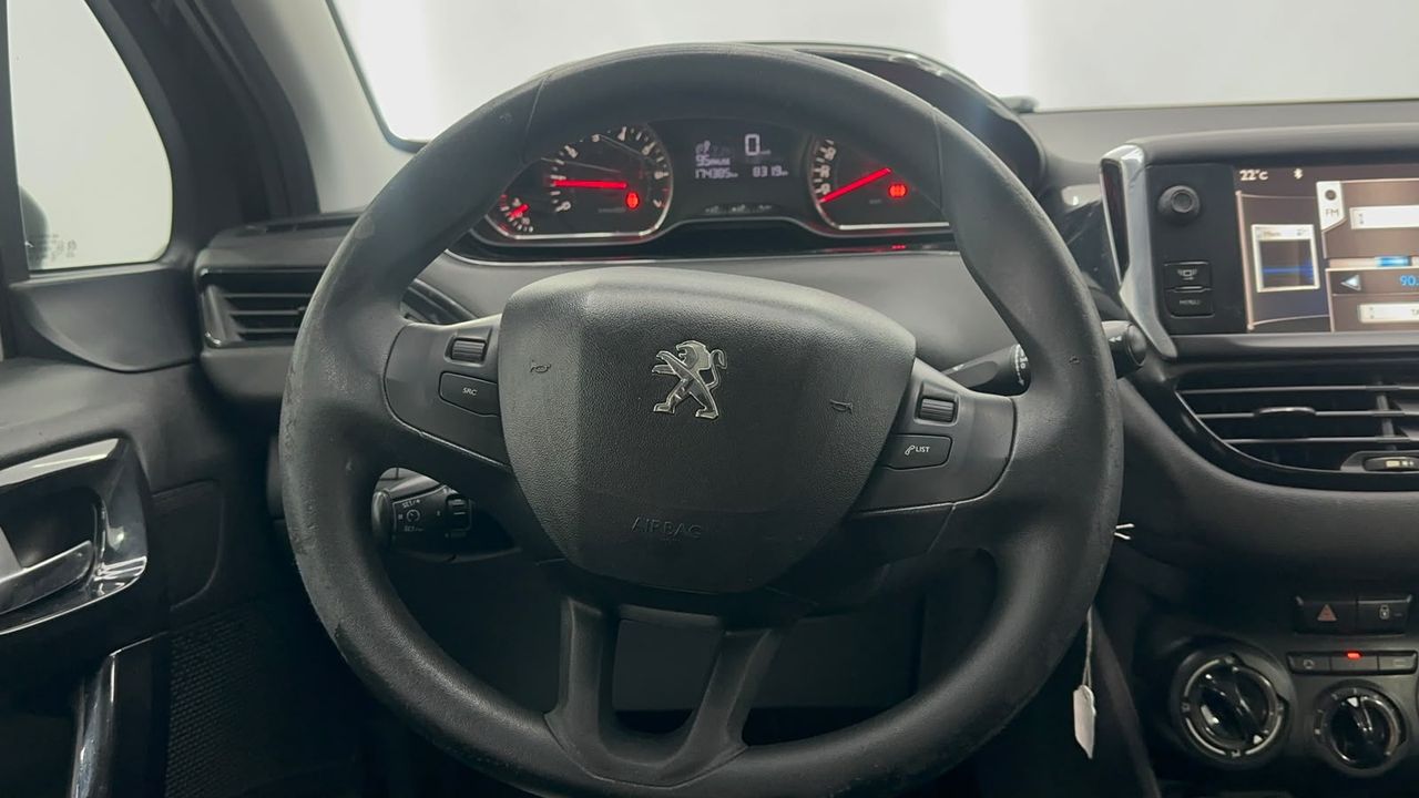 Peugeot 208 5P ALLURE 1.2 VTi 82 - Foto 2 
