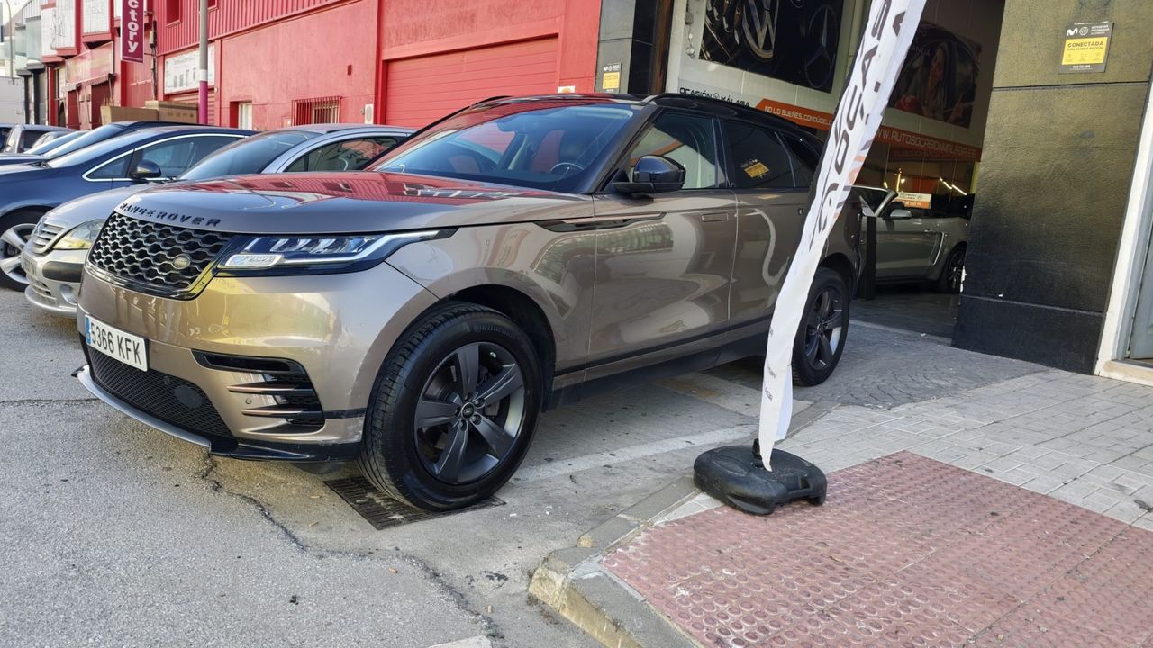 Land-Rover Range Rover Velar 2.0D D240 R-Dynamic 4WD Auto - Foto 2 