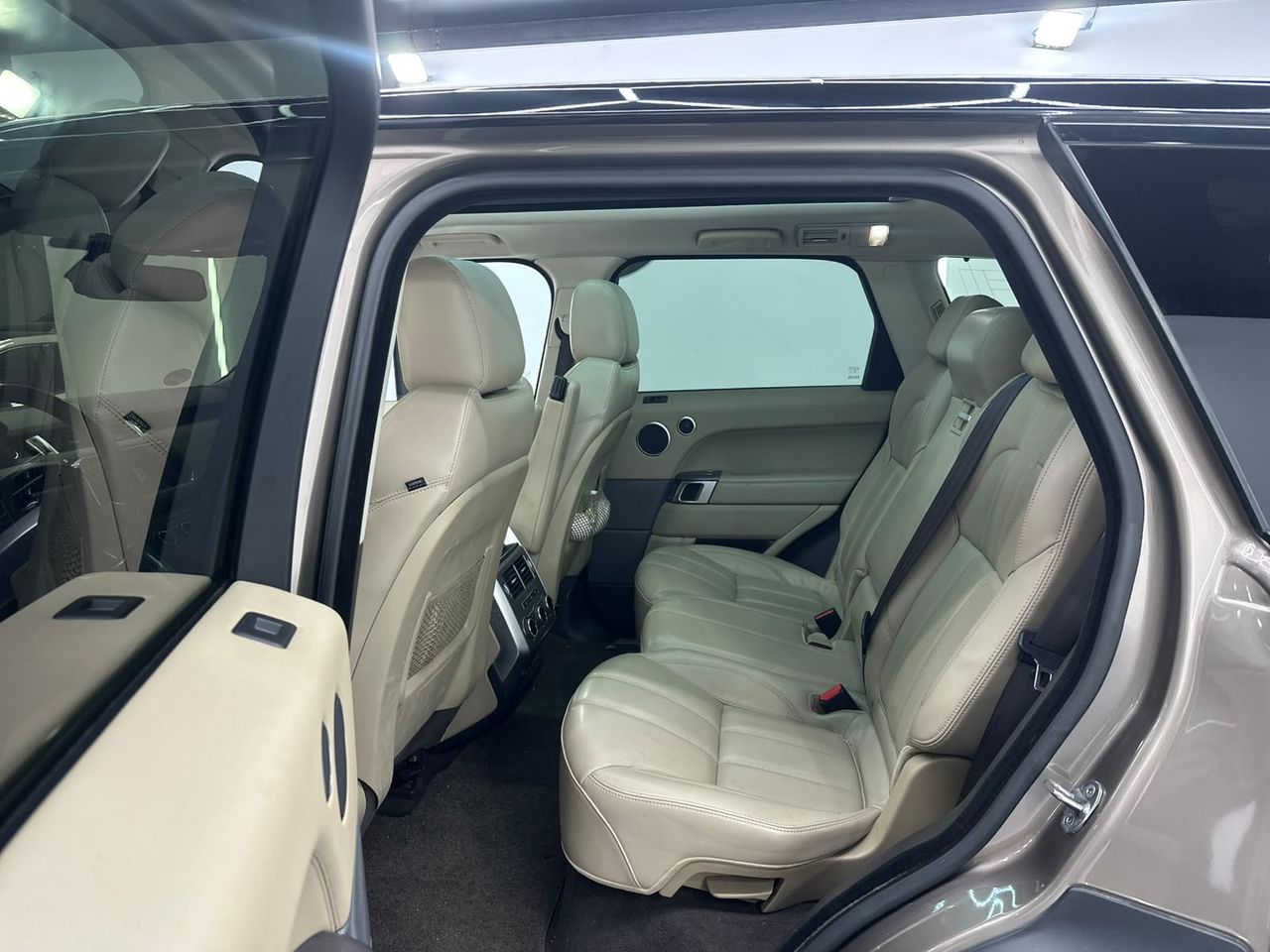 Land-Rover Range Rover Sport 3.0 TDV6 190kW (258CV) HSE Dynamic - Foto 2 