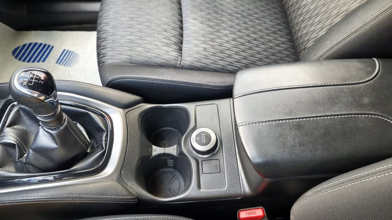 Nissan X-Trail 5 Pl. dCi 96 kW(130 CV) 4x4-i N-CONNECTA - Foto 2 