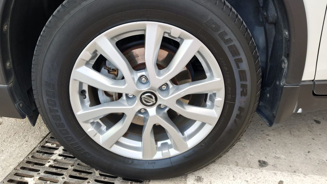 Nissan X-Trail 5 Pl. dCi 96 kW(130 CV) 4x4-i N-CONNECTA - Foto 2 