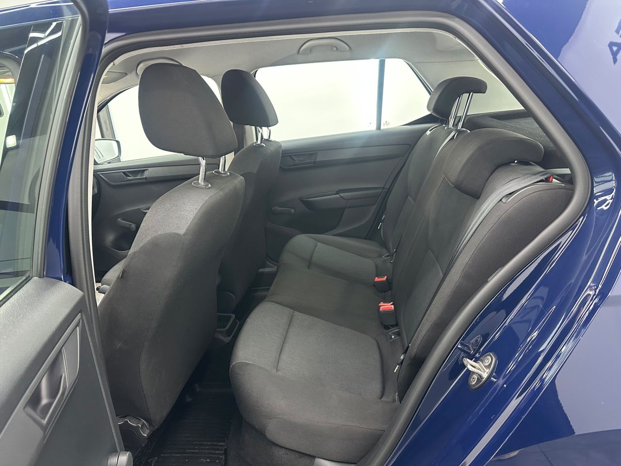 Skoda Fabia 1.0 MPI 60cv Ambition - Foto 2 