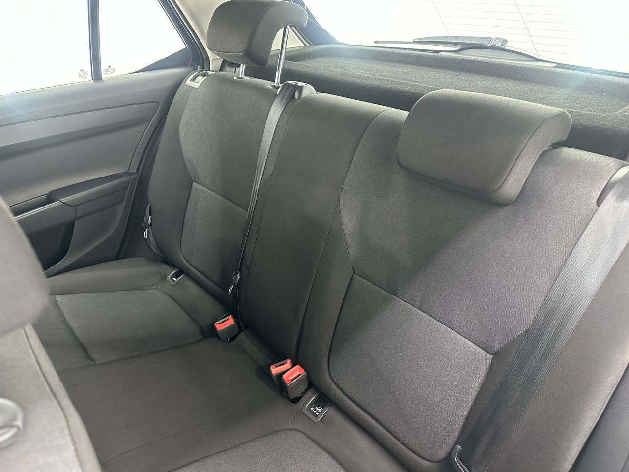 Skoda Fabia 1.0 MPI 60cv Ambition - Foto 2 