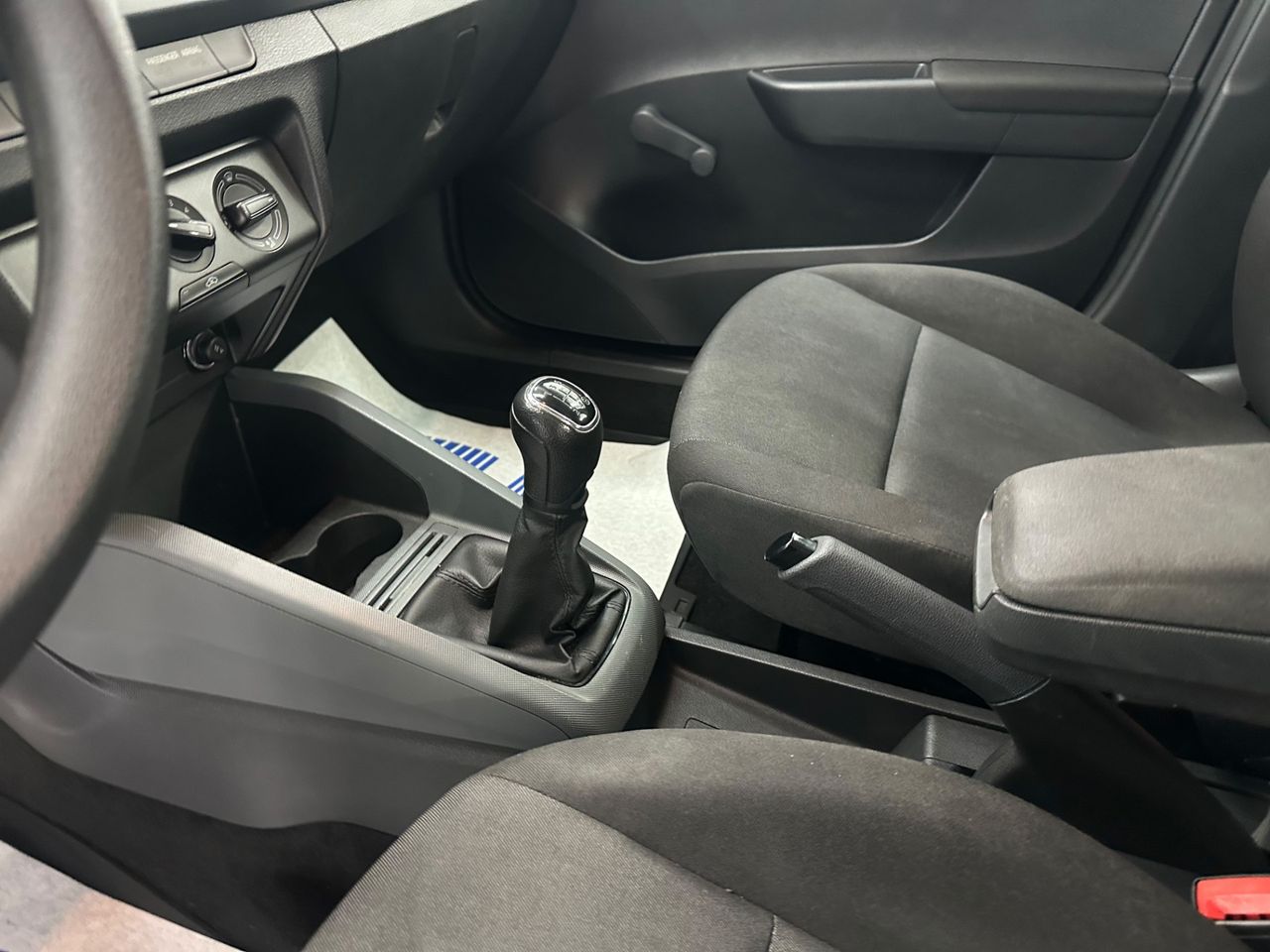 Skoda Fabia 1.0 MPI 60cv Ambition - Foto 2 