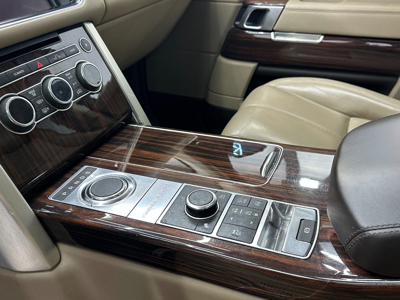 Land-Rover Range Rover 3.0 TDV6 (258CV) VOGUE HSE Autobiography - Foto 2 